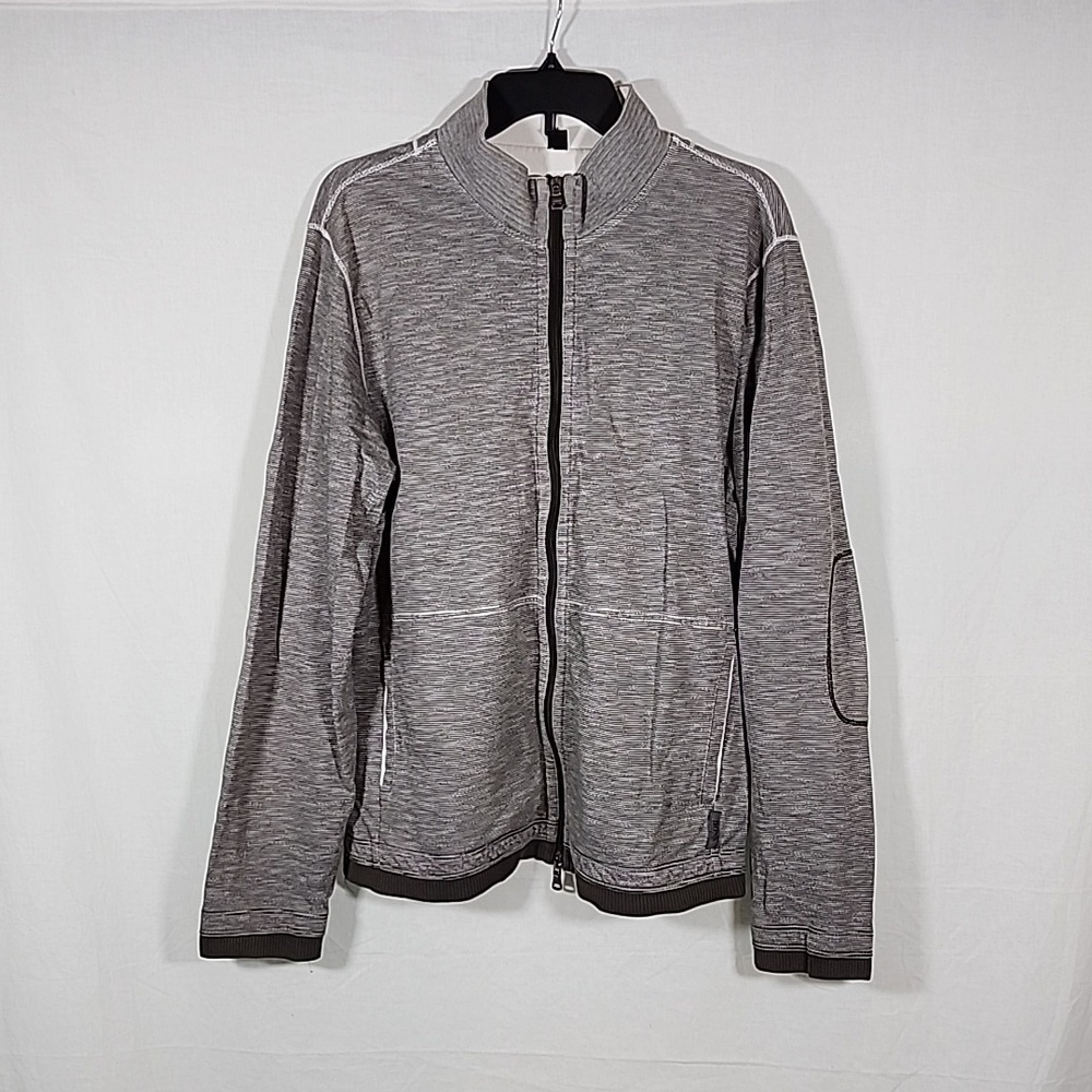 💙BOSS  size XL young adult sweater